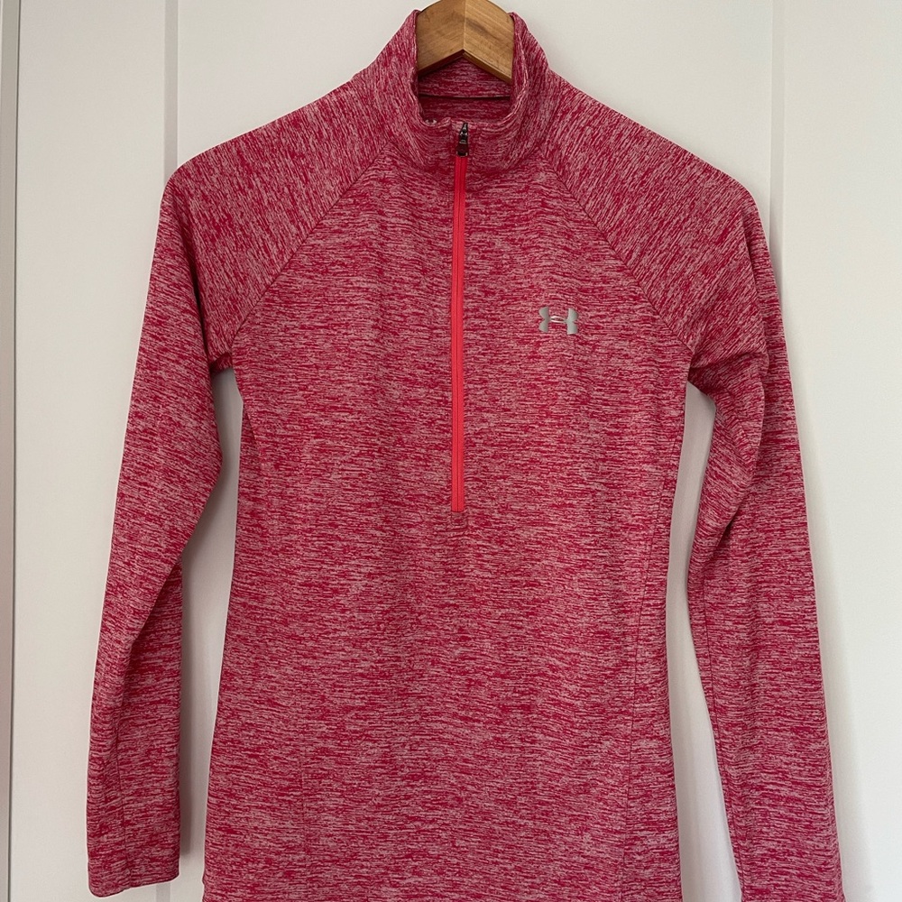 UNDER ARMOR Pink Long Sleeve zip shirt - size xs